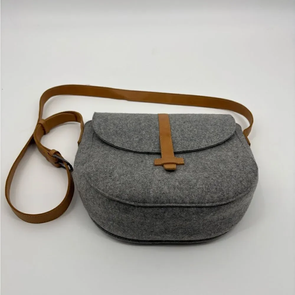HEARTH & HAND with Magnolia Gray Felted Textile & Tan Leather Crossbody